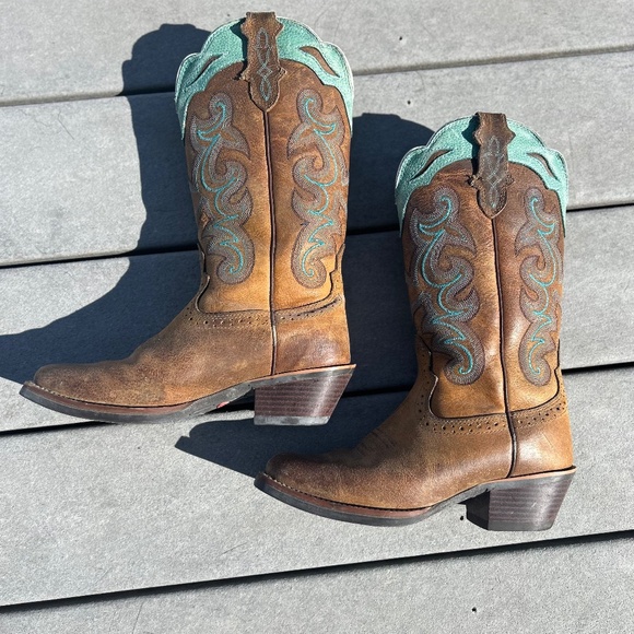 Justin Cowgirl Boots - Picture 2 of 3
